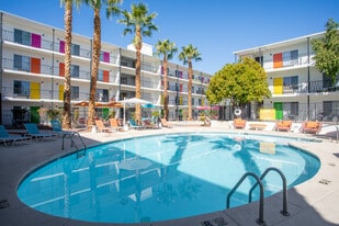 Sahara in Tucson, AZ - Building Photo