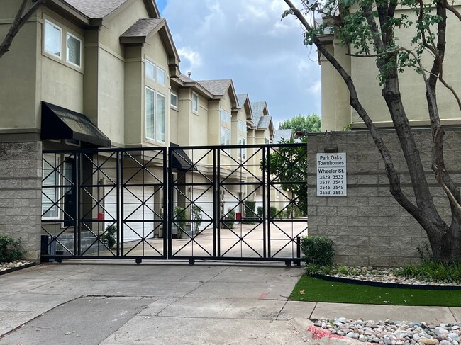 property at 3532 Cedarplaza Ln