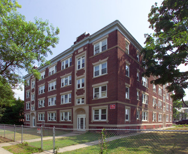 Parkview in Springfield, MA - Foto de edificio - Building Photo