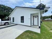 4444 4th St in Bacliff, TX - Building Photo - Building Photo