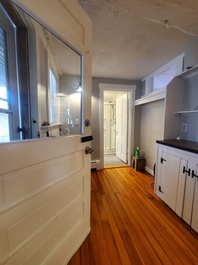 75 Tilden Ave Rentals in Newport, RI