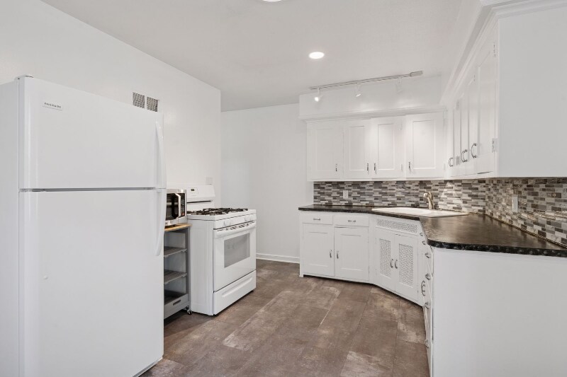 4650 Minnehaha Ave in Minneapolis, MN - Building Photo