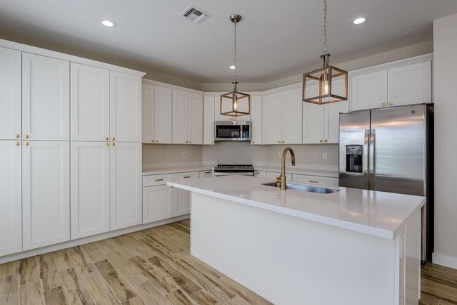 property at 3240 E Pinchot Ave