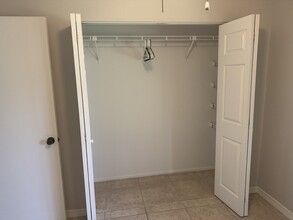 12405 Pepperfield Dr in Tampa, FL - Building Photo - Building Photo