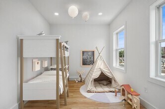 215 Harrison Ave in Jersey City, NJ - Building Photo - Building Photo