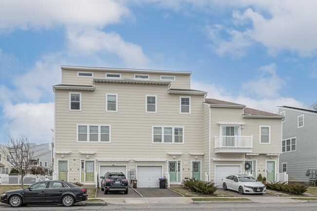 171 Beach 62nd St in Arverne, NY - Building Photo - Building Photo