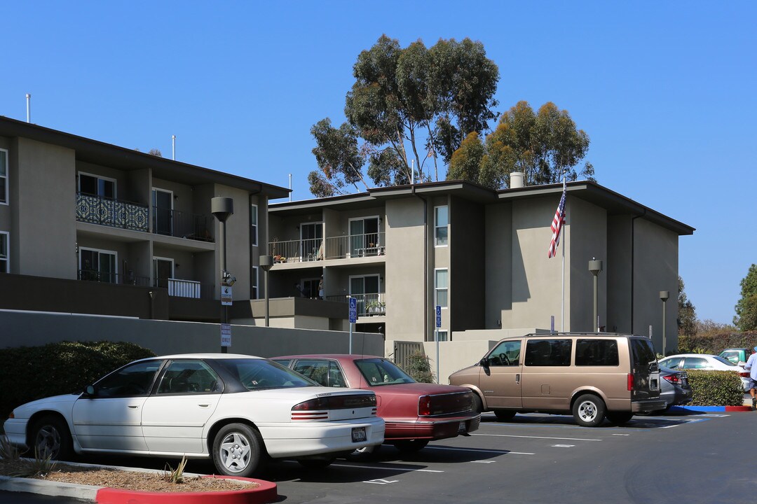 Garden Villas in Chula Vista, CA - Building Photo