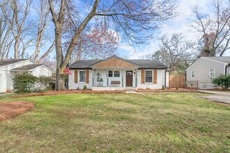 5015 Baylor Dr in Charlotte, NC - Building Photo - Building Photo