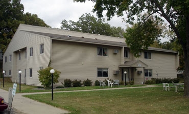 New London Housing in New London, MN - Building Photo