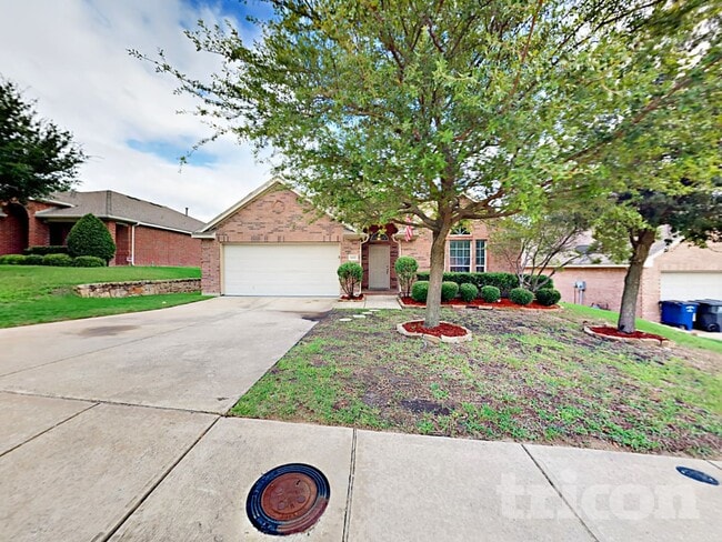 8622 Granville Dr in Dallas, TX - Foto de edificio - Building Photo