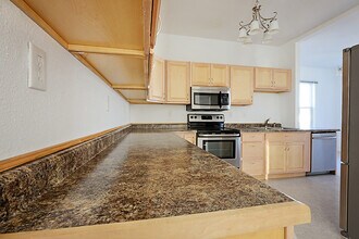 814 2nd Ave NW in Minot, ND - Building Photo - Building Photo