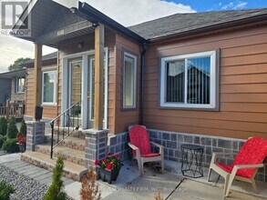 731 Knox Ave in Hamilton, ON - Building Photo - Building Photo