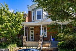 7415 Sprague St in Philadelphia, PA - Building Photo