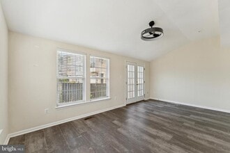 12300 Sweetbriar Pl in Waldorf, MD - Building Photo - Building Photo