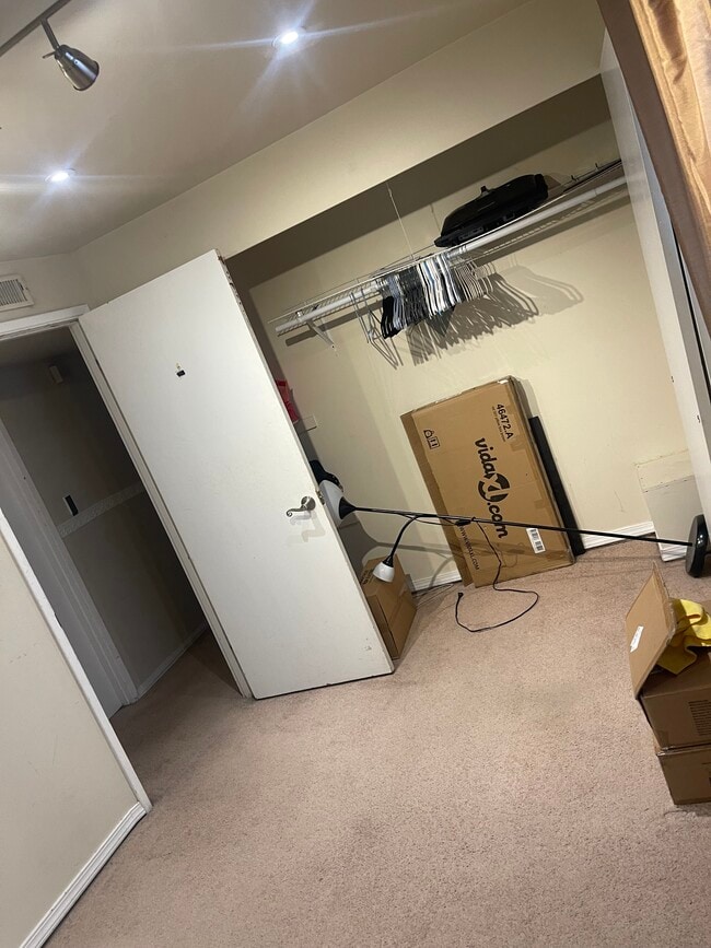 22900 24th Ave S in Des Moines, WA - Building Photo - Building Photo