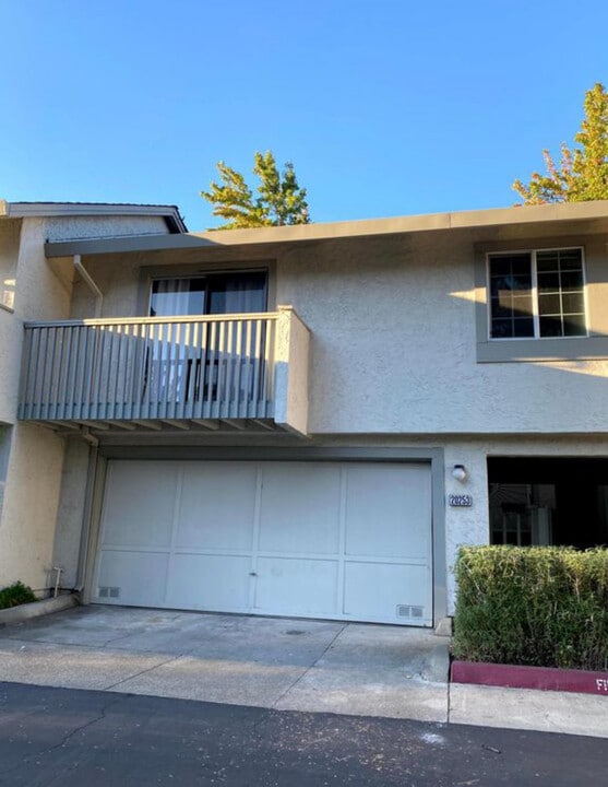 20253 Northcove Sq in Cupertino, CA - Building Photo