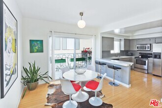 11906 Gorham Ave in Los Angeles, CA - Building Photo - Building Photo