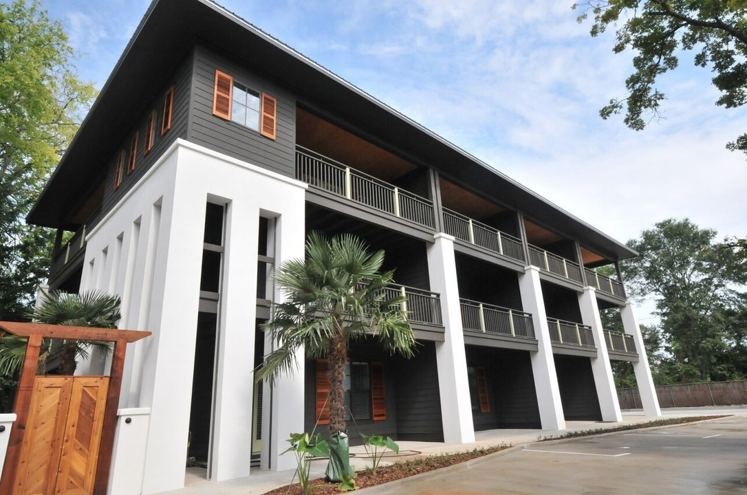 Rosemary House in Tuscaloosa, AL - Building Photo