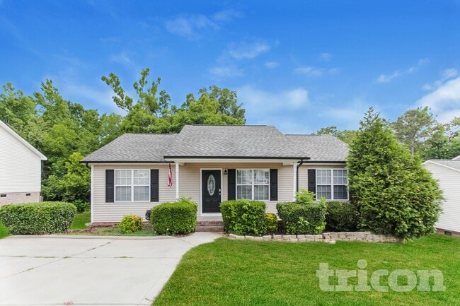 property at 639 Loch Lomond Cir