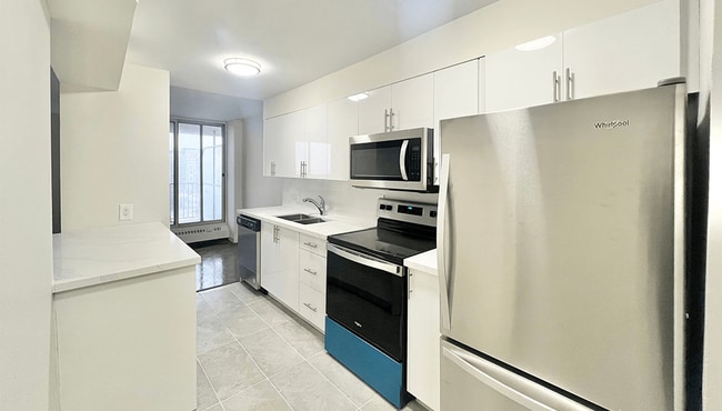 1355 Silver Spear in Mississauga, ON - Building Photo - Building Photo