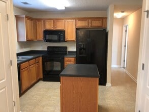 360 Northside Dr in Athens, GA - Building Photo - Building Photo