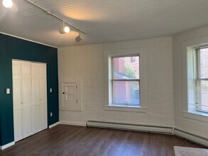 652 W Onondaga St in Syracuse, NY - Building Photo - Building Photo