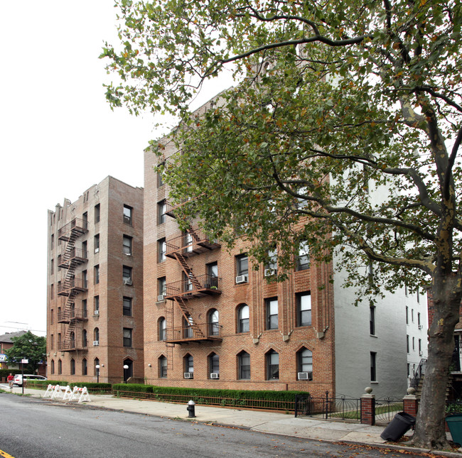 7920 19th Ave in Brooklyn, NY - Building Photo - Building Photo