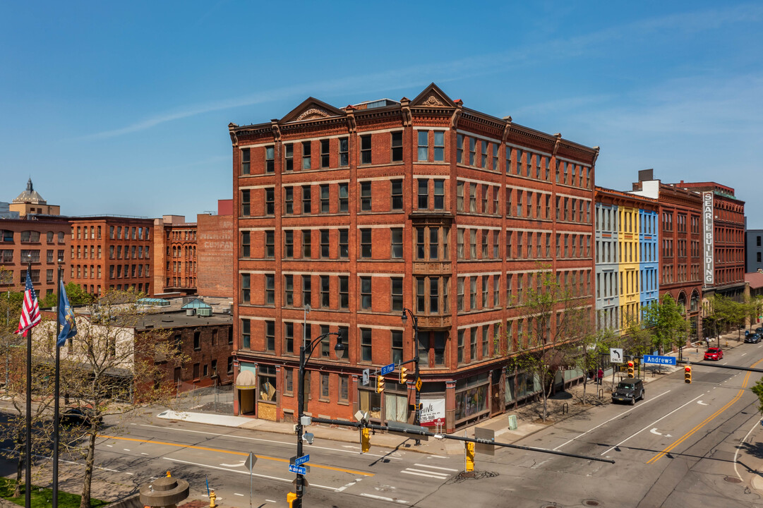 151 Saint Paul St in Rochester, NY - Building Photo