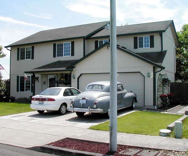 property at 10301 NE 69th St