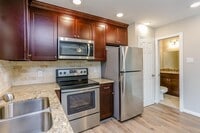 808 W Main St photo'