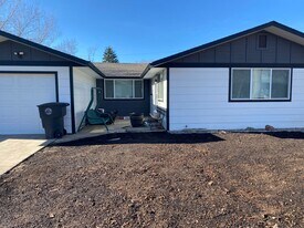 141 Dawson Pl in Longmont, CO - Building Photo