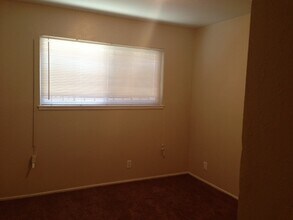 1632-1634 99th Ave in Oakland, CA - Building Photo - Building Photo