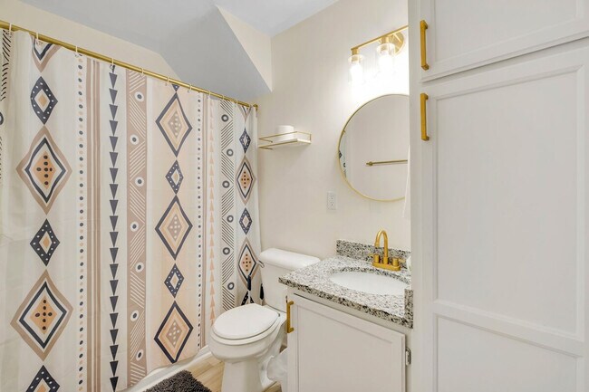 1300 Nylic St, Unit SI ID1319922P in Tallahassee, FL - Building Photo - Building Photo