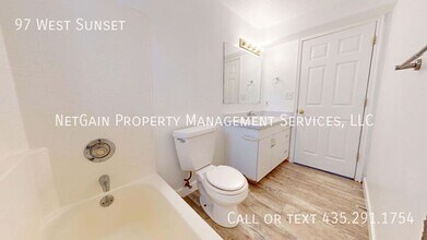 97 W Sunset Dr in Cedar City, UT - Building Photo - Building Photo