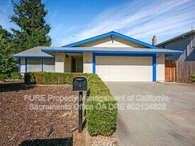 3308 Chiswell Way in Sacramento, CA - Building Photo