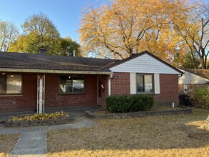 1608 Briedweng Ave, Unit 1608 in Dayton, OH - Building Photo - Building Photo