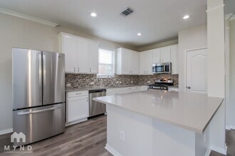 11519 Sandstone Canyon Dr in Humble, TX - Foto de edificio - Building Photo