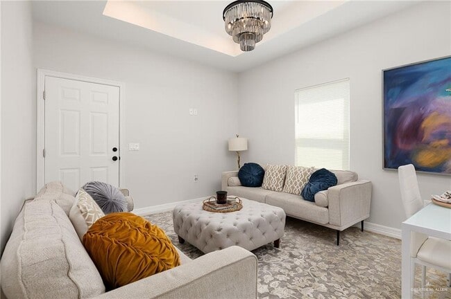 18 N 43rd St in McAllen, TX - Building Photo - Building Photo