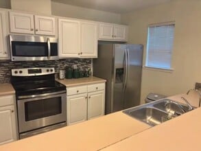 2949 Olson Landing Rd in Tallahassee, FL - Building Photo - Building Photo