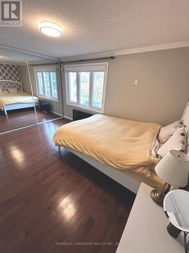 35 Moonlight Ln in Richmond Hill, ON - Building Photo - Building Photo