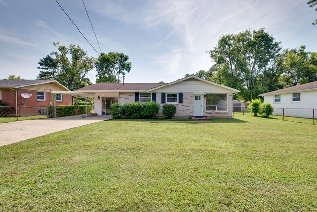 property at 3234 Moorewood Dr