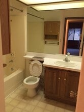 802 Stratford Dr in State College, PA - Building Photo - Building Photo