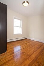 12 Parker Hill Ave, Unit 2 in Boston, MA - Foto de edificio - Building Photo