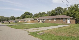 Tandy Dr. in Clarksville, TN - Building Photo