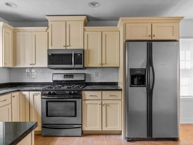 property at 40 Brattle St