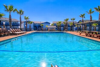 1129 Eleventh St in Port Aransas, TX - Building Photo - Building Photo