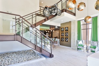 The Village at Commonwealth in Charlotte, NC - Building Photo - Interior Photo