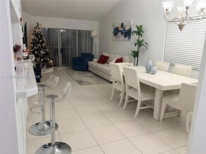 9103 SW 138th Pl, Unit 9103 in Miami, FL - Building Photo - Building Photo