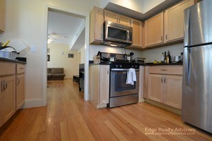 74 Brooks St, Unit 3 in Boston, MA - Building Photo