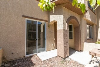 10220 Delray Beach Ave in Las Vegas, NV - Building Photo - Building Photo